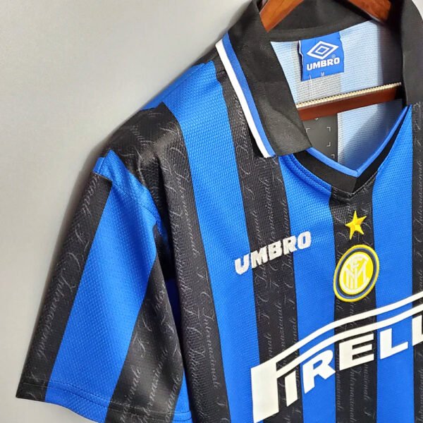 Camiseta Retro Vintage del Inter de Milán 1997 - 1998 con nombre de Ronaldo Nazario - Image 4